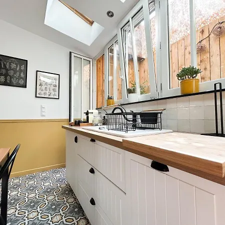 Un Cocon De Style Rénové Et Climatisé Proche Gare Apartment *
